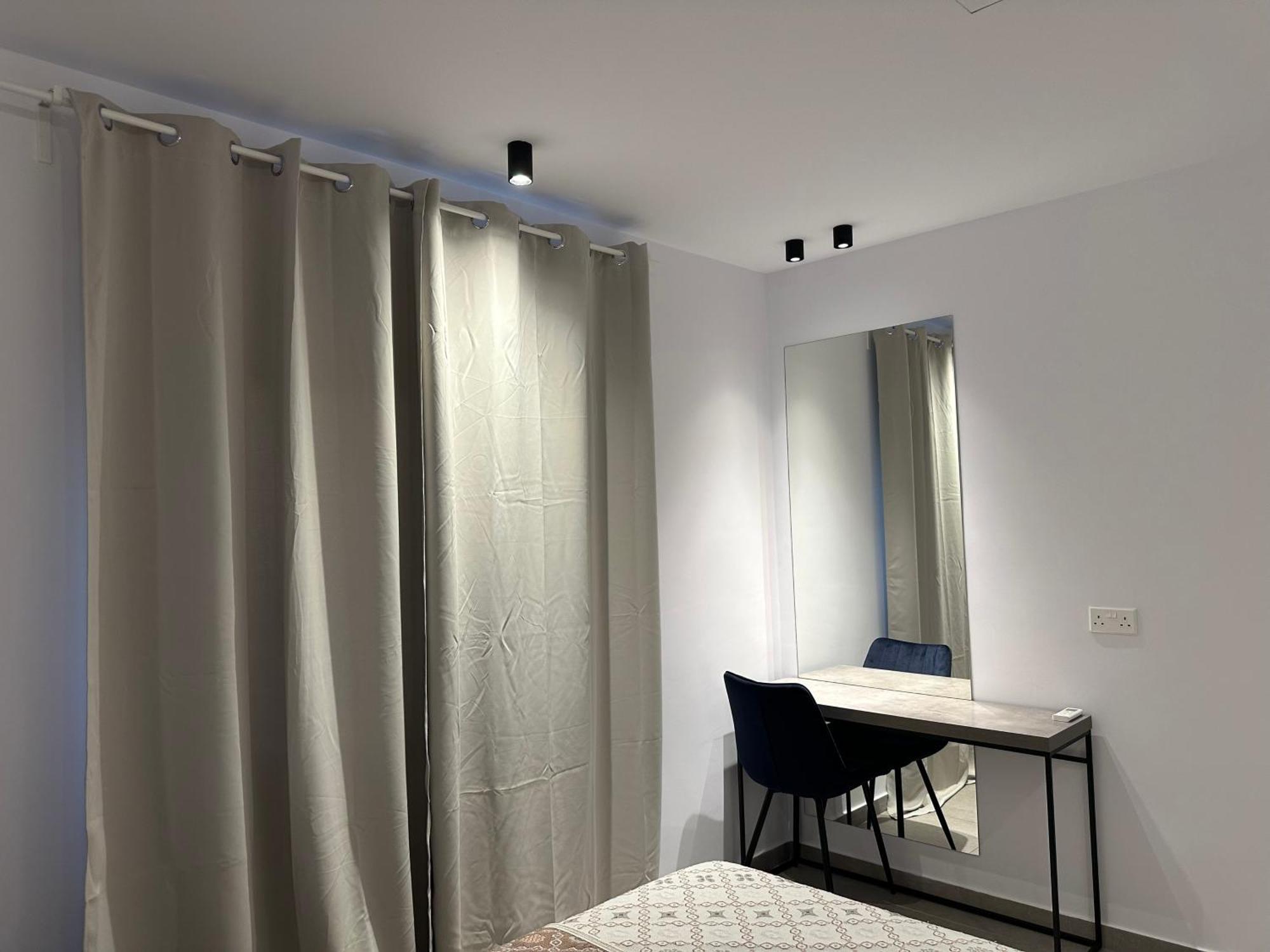 Royal Sunset Studios & Apartments Limassol Bagian luar foto