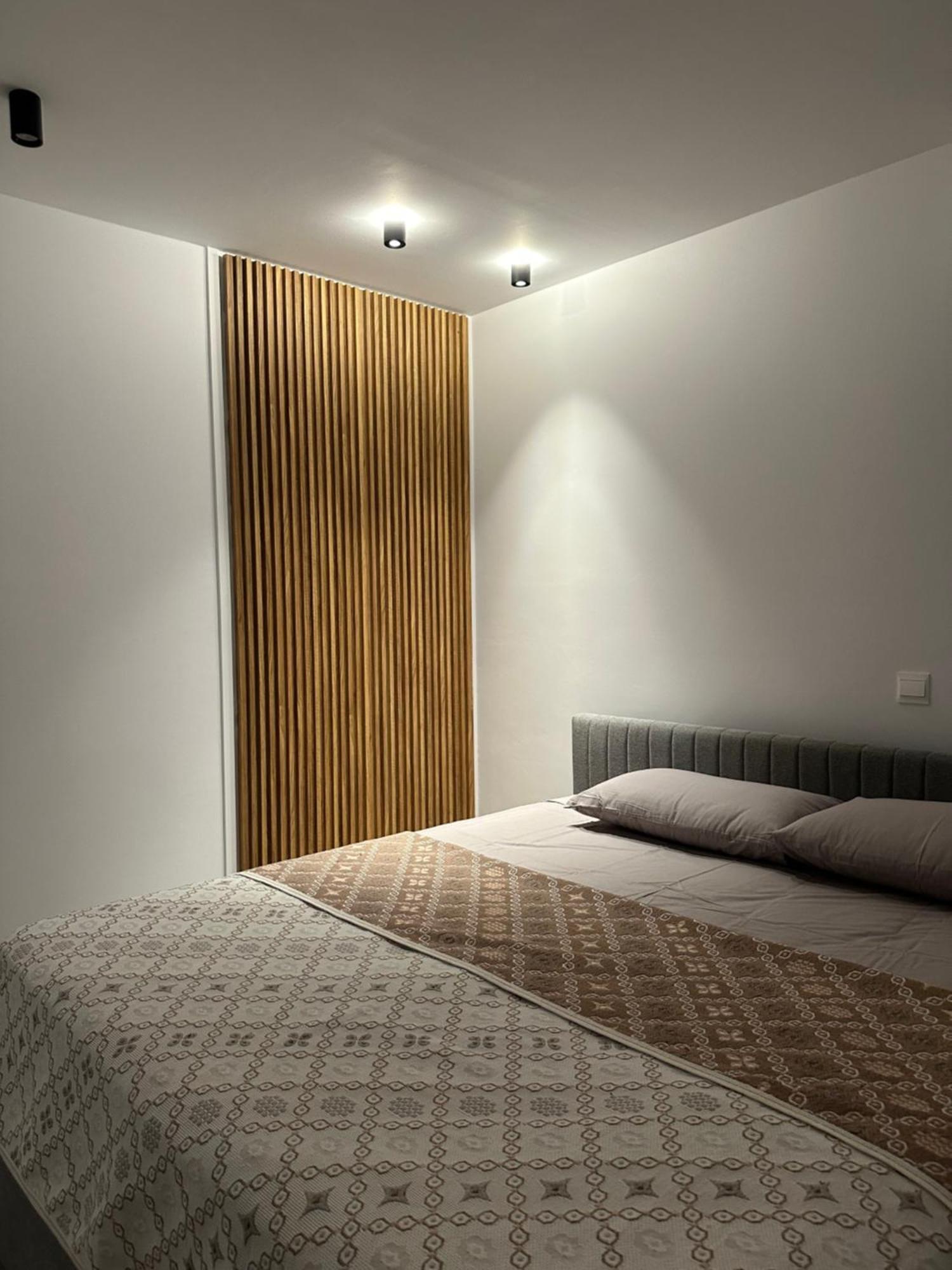 Royal Sunset Studios & Apartments Limassol Bagian luar foto