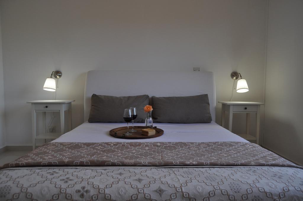 Royal Sunset Studios & Apartments Limassol Bagian luar foto
